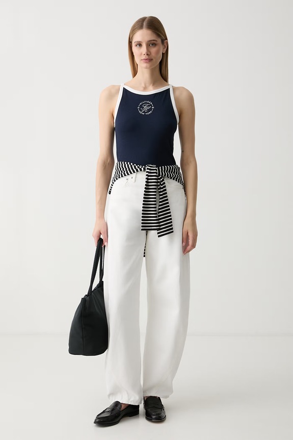 Tommy Hilfiger top za žene s lyocellom WW0WW50033 mornarsko plava AW26