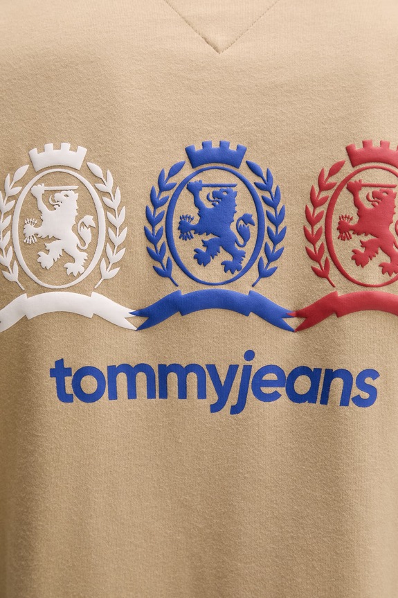 Tommy Jeans majica za muškarce od pamuka bež DM0DM23172