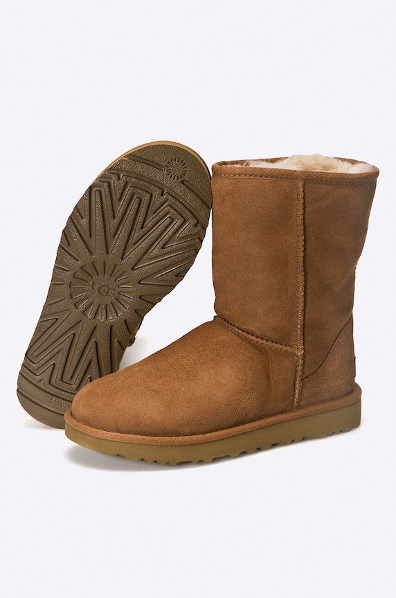 UGG śniegowce zamszowe Classic Short II brązowy 1016223.CHE