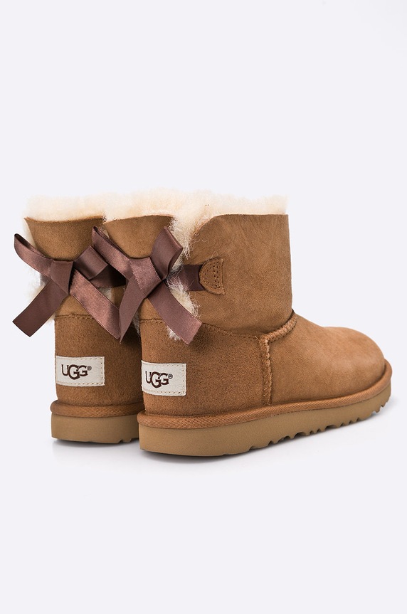 UGG - Botki dziecięce K MINI BAILEY BOW II beżowy 1017397K.CHE