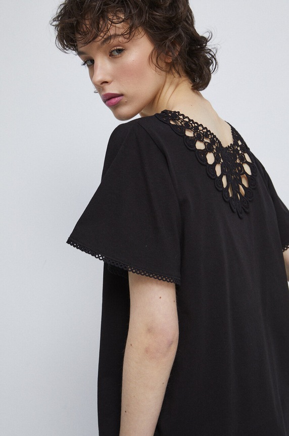 T-shirt bawełniany damskie z ozdobną aplikacją kolor czarny bawełna czarny RS23.TSD701