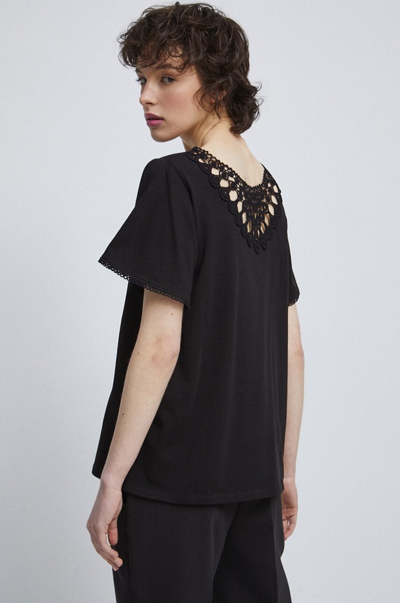 T-shirt bawełniany damskie z ozdobną aplikacją kolor czarny czarny RS23.TSD701