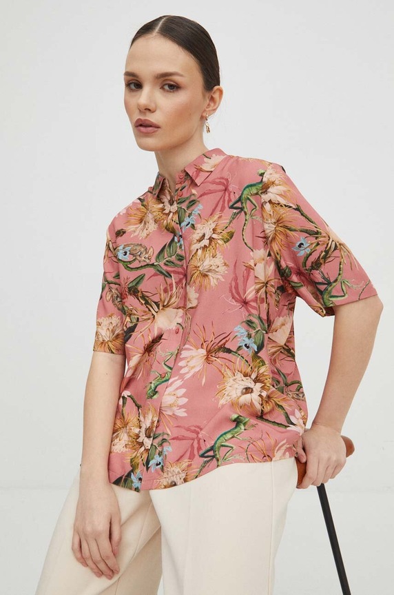 Košeľa dámska oversize so vzorom ružová farba casual ružová RS24.KKD030