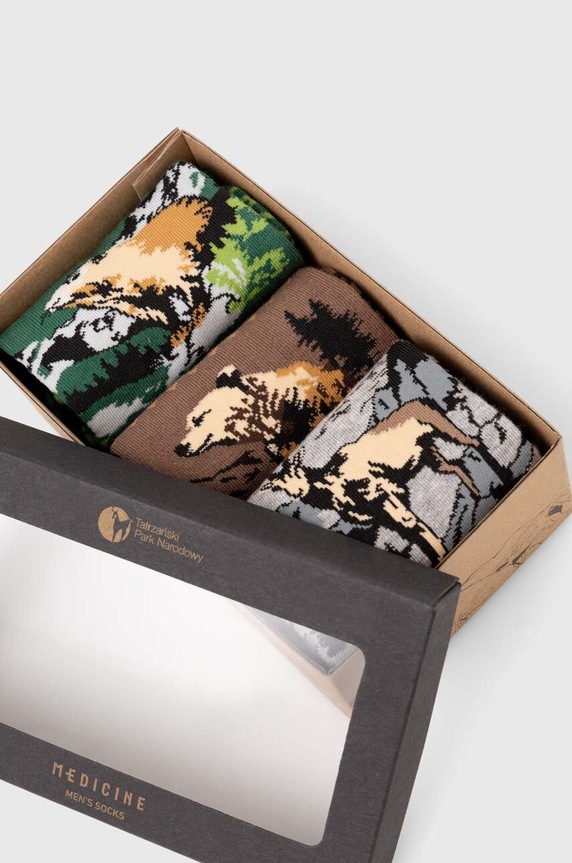 Skarpetki bawełniane męskie z kolekcji Tatrzański Park Narodowy x Medicine (3-pack) kolor multicolor RS24.LGMA52 multicolor RS24