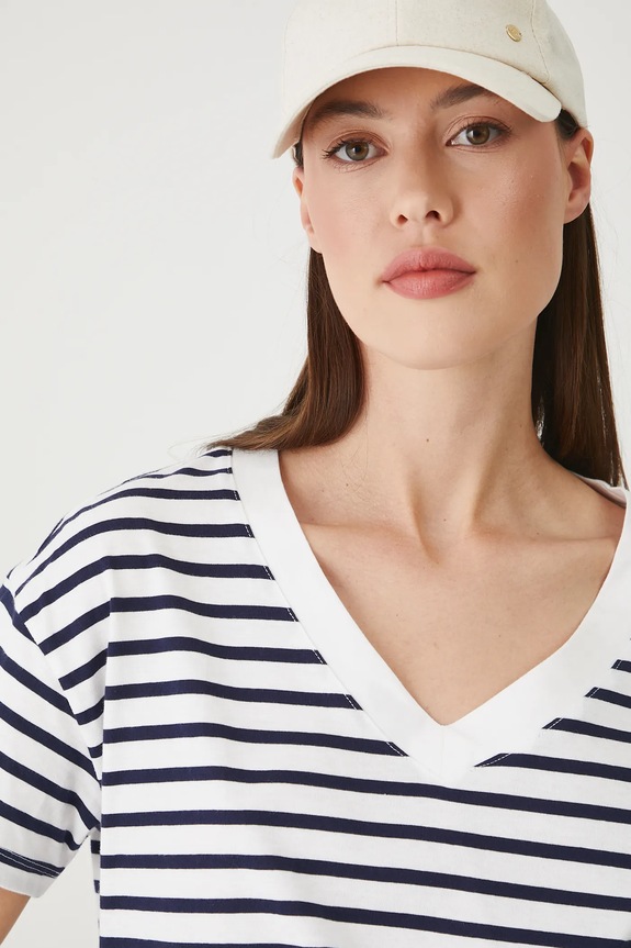 T-shirt damski bawełniany biały RS24-TSD074