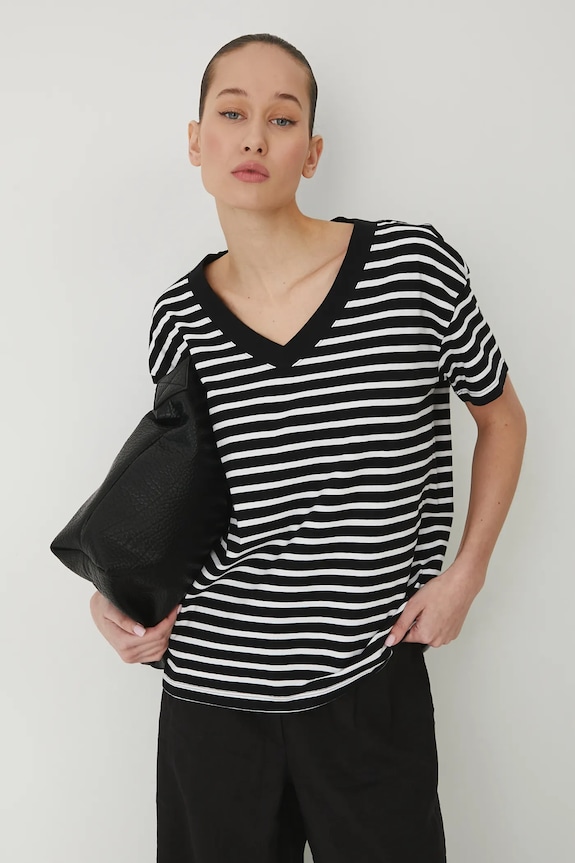 T-shirt damski bawełniany czarny RS24-TSD074