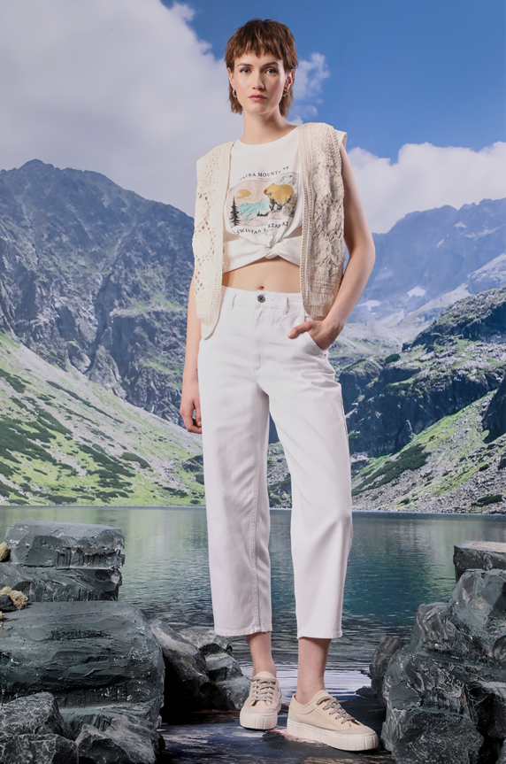 T-shirt bawełniany damski z kolekcji Tatrzański Park Narodowy x Medicine kolor beżowy okrągły beżowy RS24-TSDA54