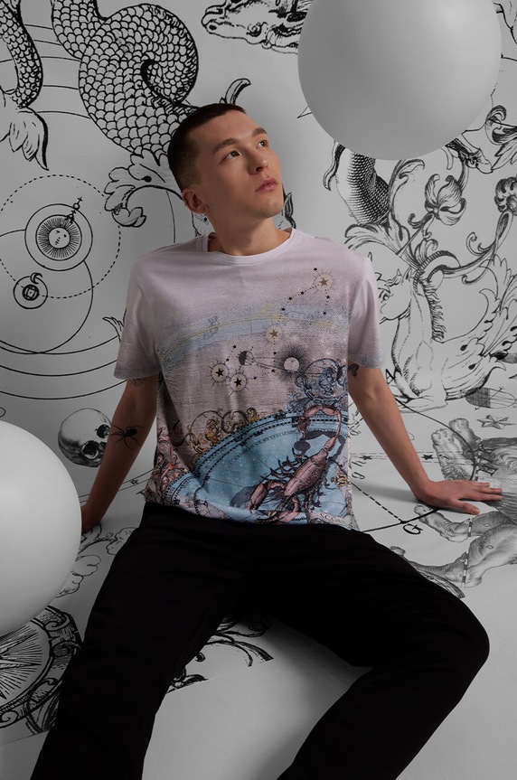 T-shirt bawełniany męski z kolekcji Zodiak - Skorpion kolor multicolor bawełna multicolor RS24.TSM150