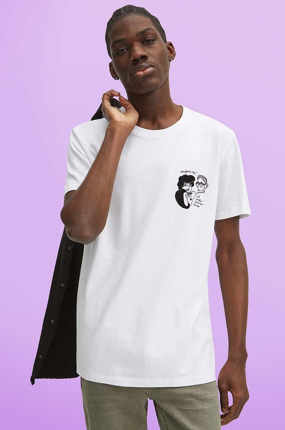 T-shirt bawełniany męski z domieszką elastanu by Magda Danaj - Porysunki kolor biały okrągły biały RS24.TSM210