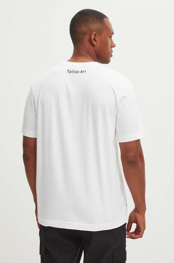 Medicine t-shirt in cotone bianco RS24-TSMC53