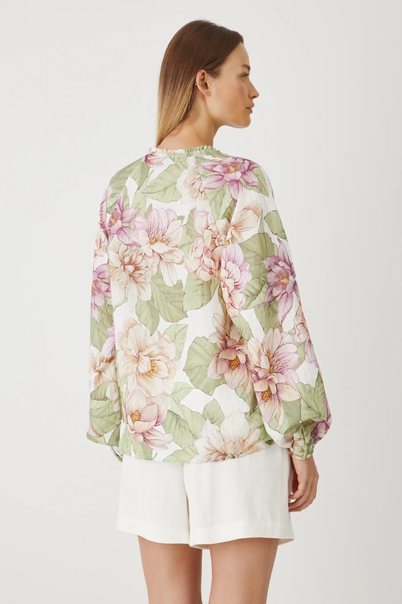 Odzież Bluzka damska regular w kwiaty kolor biały RS25-BDD909 biały