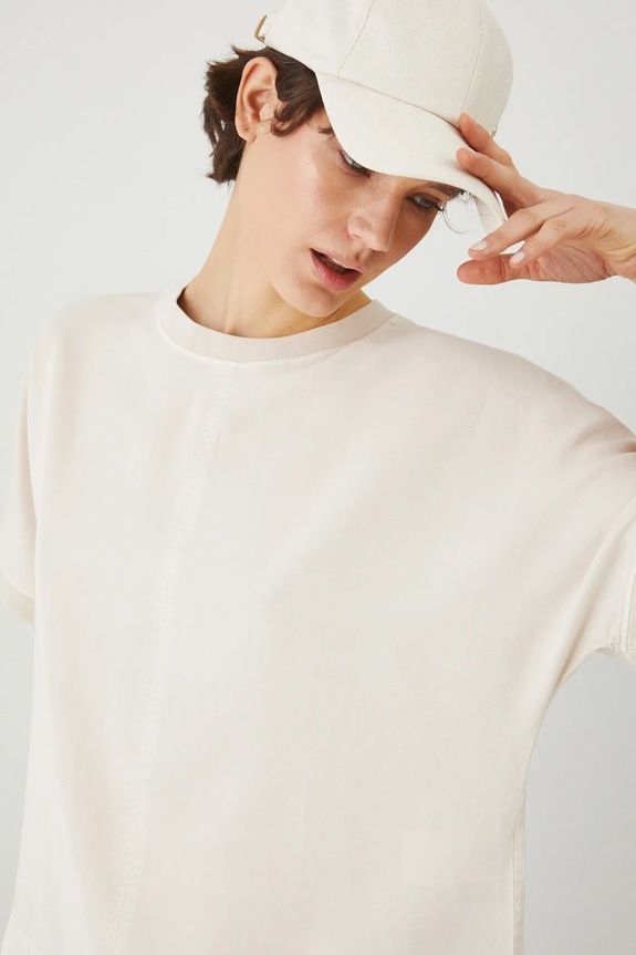 Bluzka damska z lyocellu kolor beżowy beżowy RS25-BKD070