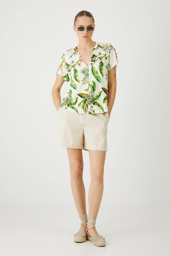 Bluzka damska z wiskozy wzorzysta kolor beżowy RS25-BKD0B0 beżowy RS25