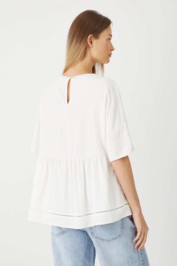 Odzież Bluzka z domieszką lnu damska z ozdobnymi haftami kolor biały RS25-BKDA03 biały