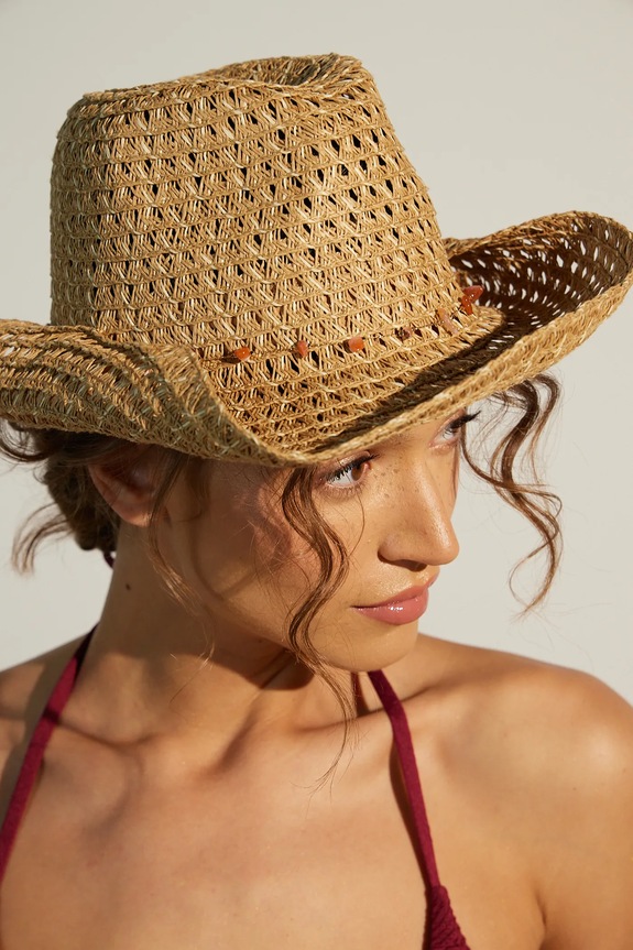 Kapelusz damski z ozdobną aplikacją kolor beżowy aplikacja beżowy RS25.CAD702