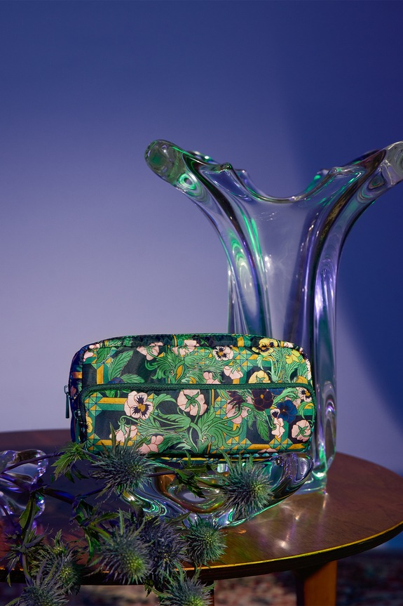 Kosmetyczka z kolekcji Eviva L'arte kolor multicolor Art Series multicolor RS25-COU250