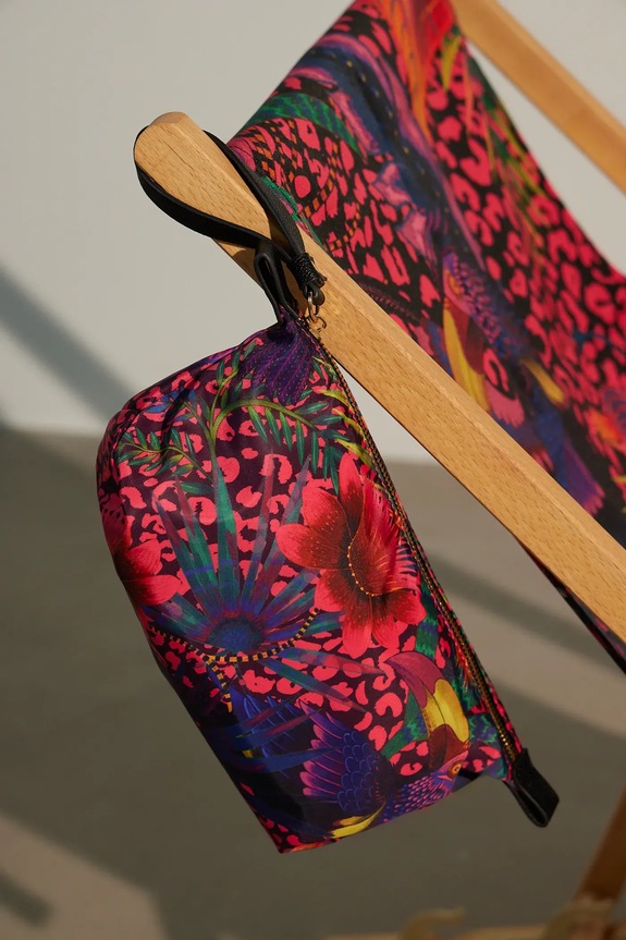 Medicine kosmetyczka multicolor RS25-COU702