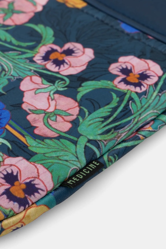 Medicine laptop táska többszínű RS25-ITU255