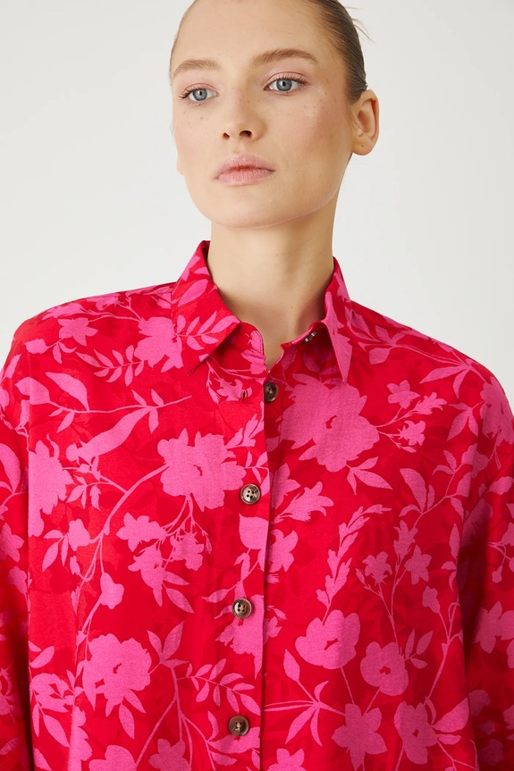 Koszula damska oversize wzorzysta kolor czerwony czerwony RS25-KDD0B0