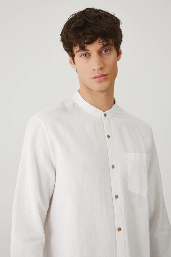 Medicine camicia di lino bianco RS25-KDM070