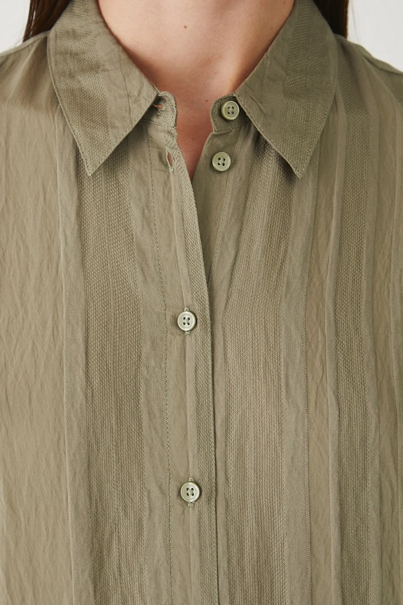 Košeľa s viskózou zelená farba RS25-KKD904 zelená