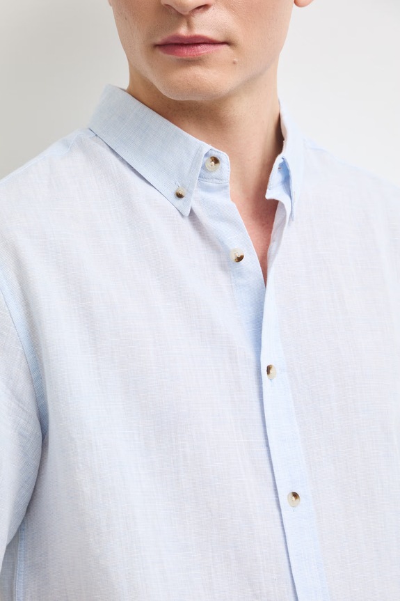 Koszula lniana męska z kołnierzykiem button-down kolor niebieski RS25-KKM070 niebieski