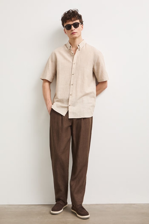 Koszula lniana męska z kołnierzykiem button-down kolor beżowy regular beżowy RS25-KKM070