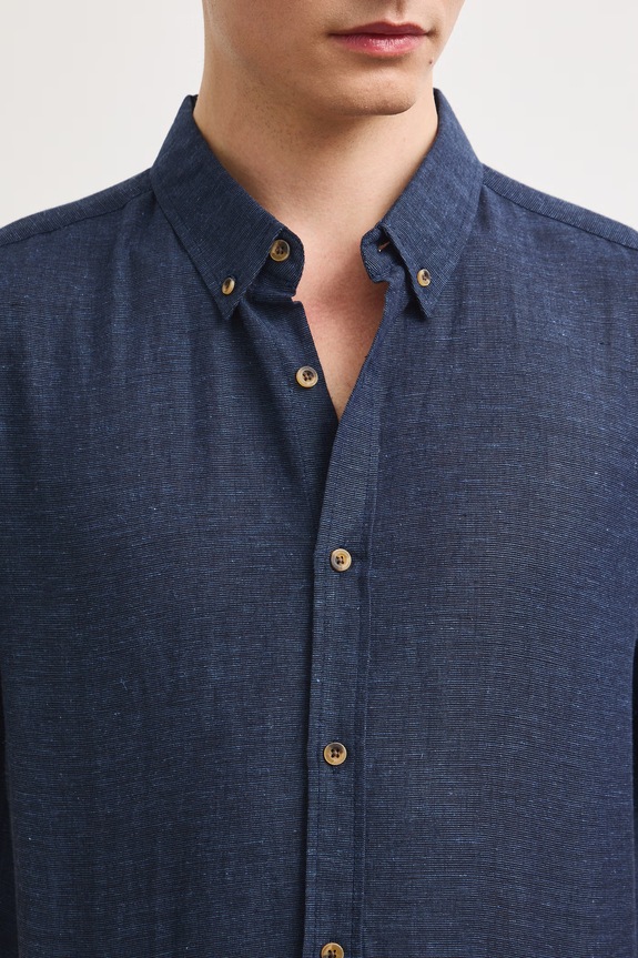 Koszula lniana męska z kołnierzykiem button-down kolor granatowy RS25-KKM070 granatowy