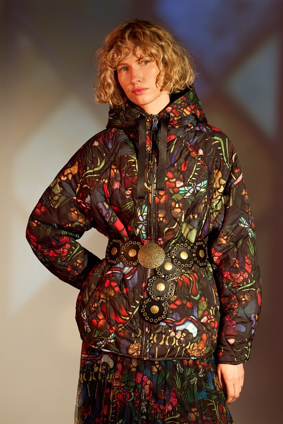 Bunda dámska z kolekcie Eviva L'arte viac farieb s podšívkou viacfarebná RS25.KUD254