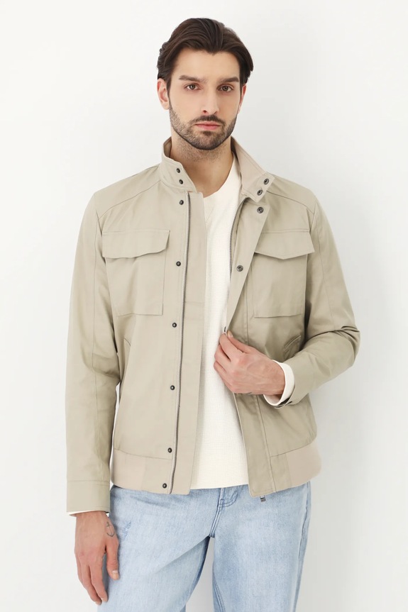 Medicine giacca non isolato beige RS25-KUM302