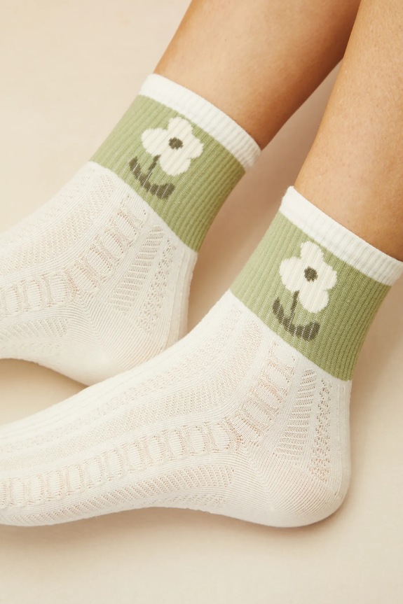 Skarpetki (3-pack) bawełniane damskie w kwiaty kolor multicolor RS25.LGD605 multicolor