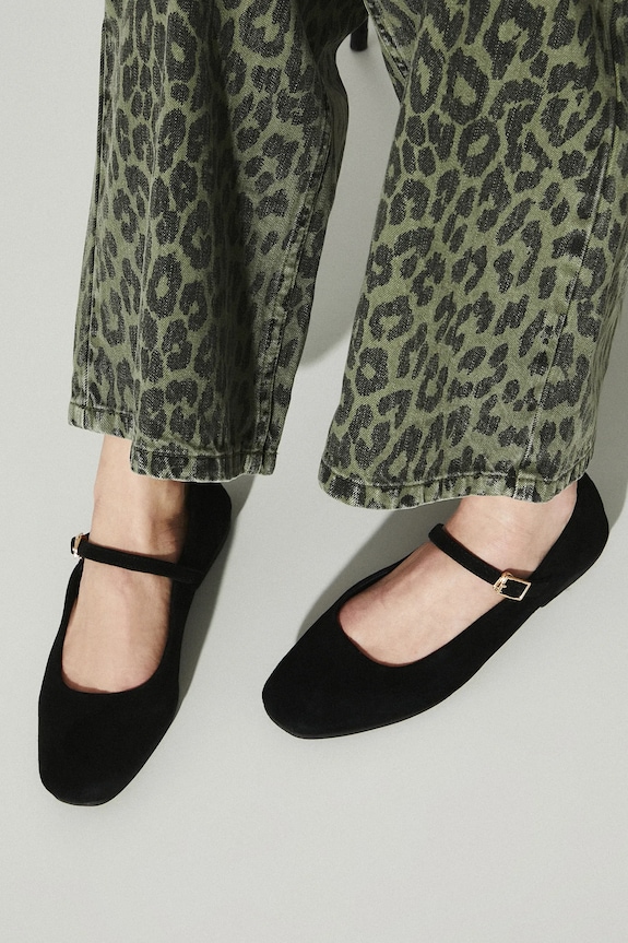 Medicine baleriny zamszowe czarny RS25-OBD302