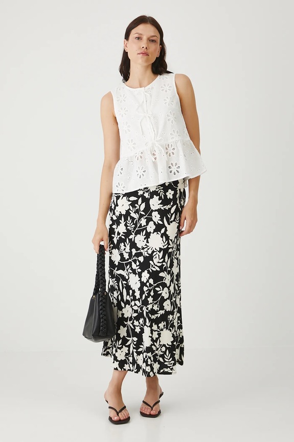 Krilo Medicine RS25-SDD0B0 črna RS26