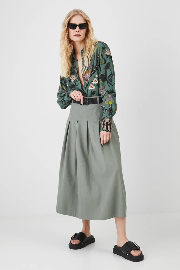 Sukňa dámska maxi s opaskom hladká zelená farba maxi zelená RS25-SDD601