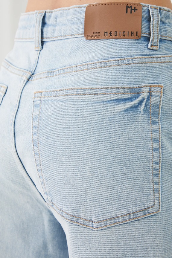 Džíny dámské mom fit se sepraným efektem modrá barva modrá RS25-SJD030