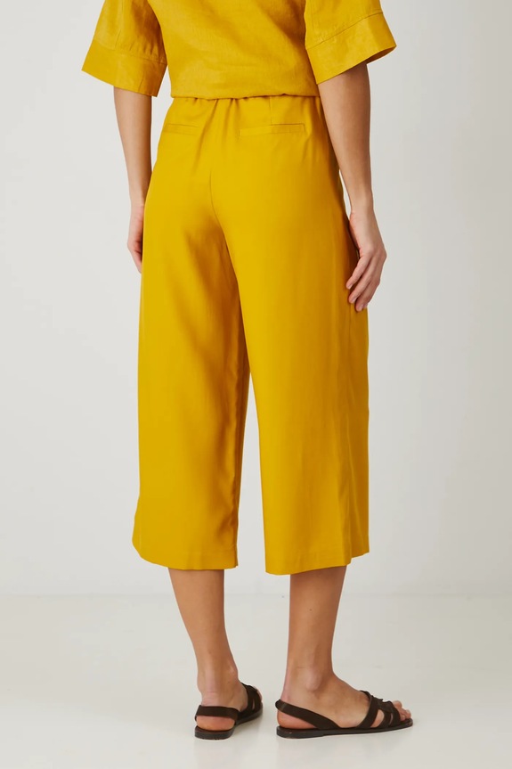 Odjeća Hlače Medicine RS25-SPD802 zlatna