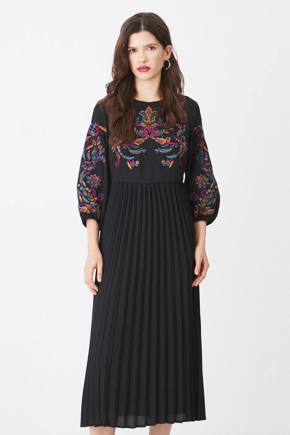 Sukienka damska midi z ozdobnym haftem kolor czarny RS25-SUD105 czarny RS25
