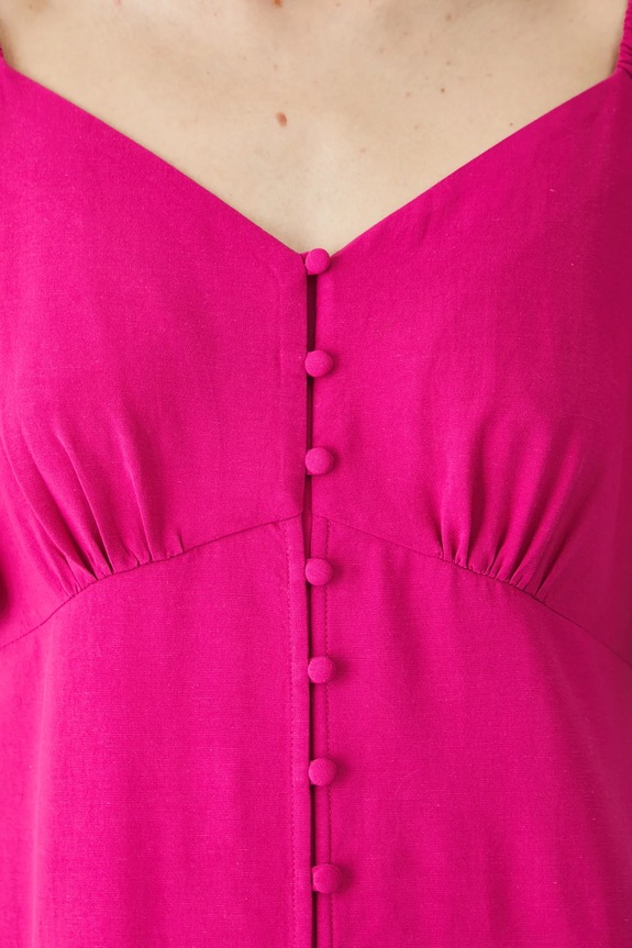 Šaty s prímesou ľanu midi hladká ružová farba RS25-SUDA07