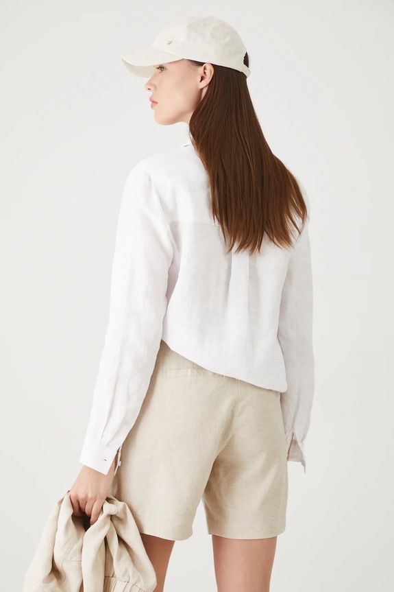 Odzież Szorty z lnem damskie z paskiem gładkie kolor beżowy RS25-SZD093 beżowy