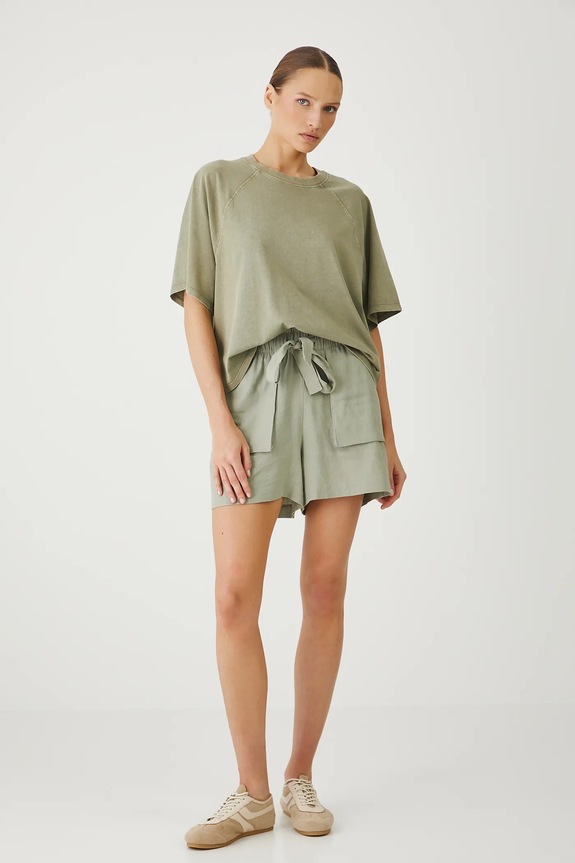 Szorty z lnem damskie gładkie kolor zielony RS25-SZD0A4 zielony RS25