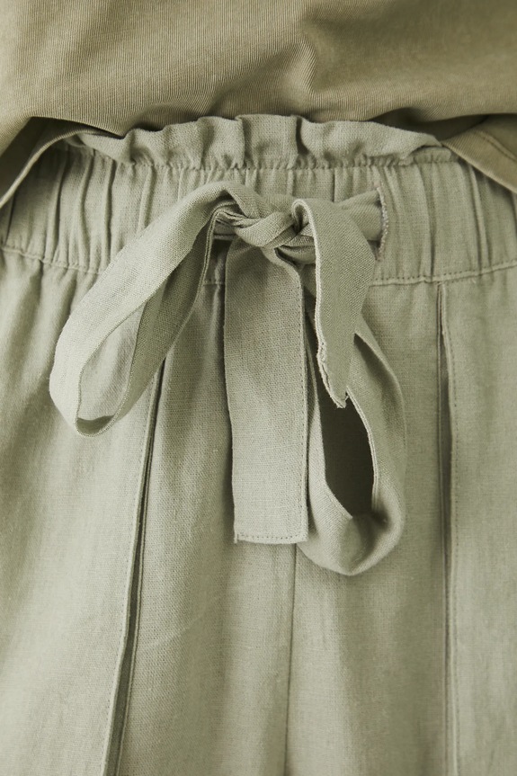 Szorty z lnem damskie gładkie kolor zielony zielony RS25-SZD0A4