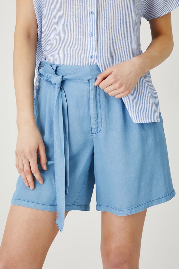 Szorty damskie z paskiem z lyocellu kolor niebieski RS25-SZD906 niebieski RS25