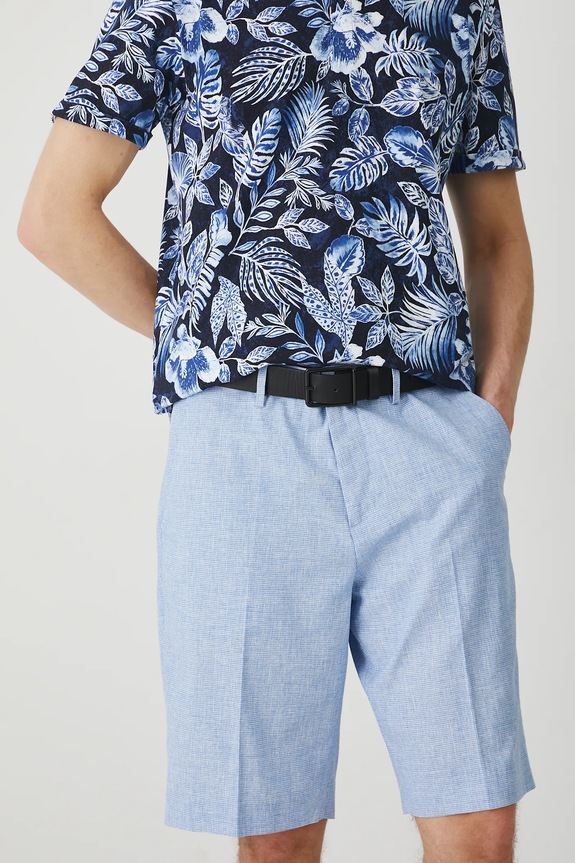 Szorty z domieszką lnu męskie regular z drobnym wzorem kolor niebieski RS25-SZM826 niebieski RS25