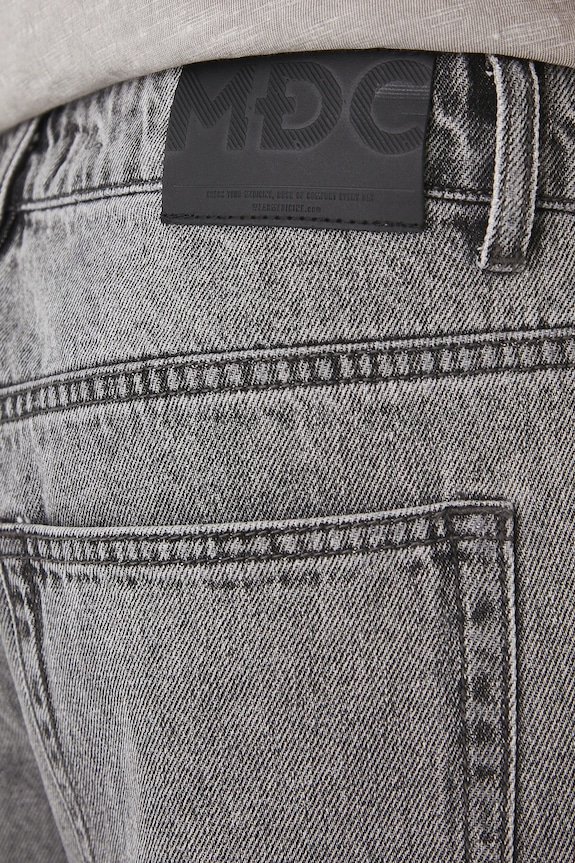 Traper kratke hlače Medicine siva RS25-SZM932