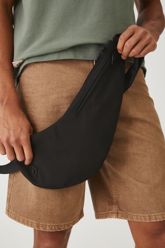 Nerka męska gładka kolor czarny RS25-TOM600