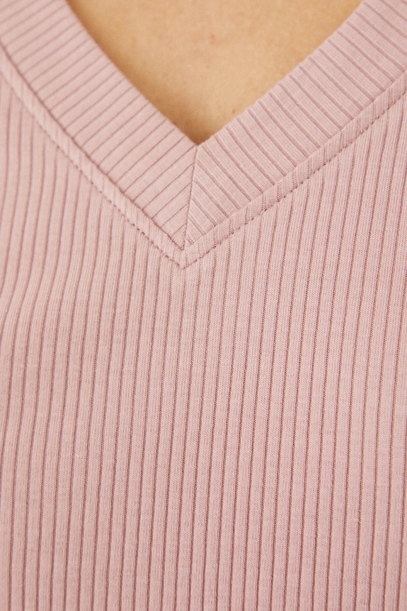 T-shirt bawełniany damski z elastanem prążkowany kolor różowy RS25-TSD031 różowy