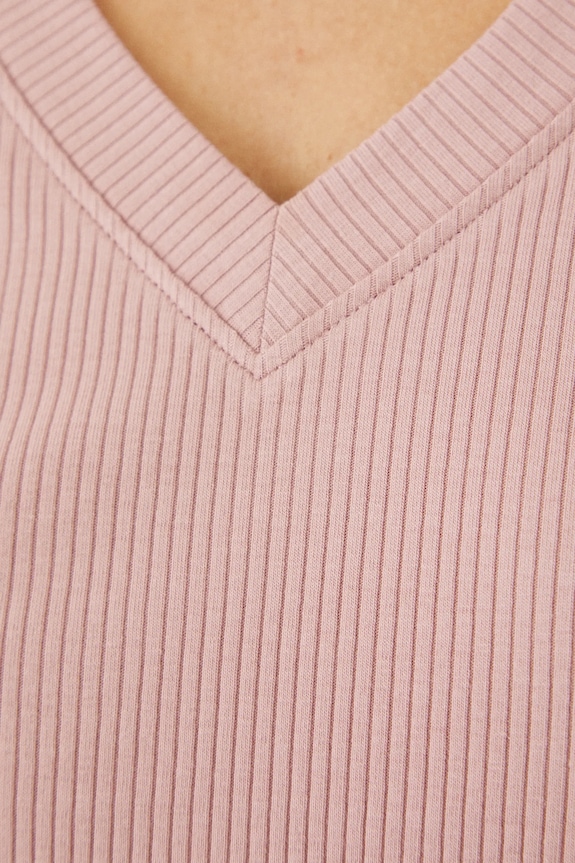 T-shirt bawełniany damski z elastanem prążkowany kolor różowy RS25-TSD031 różowy