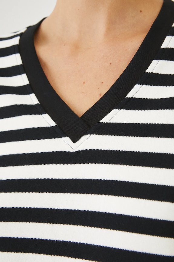 Medicine pamut póló RS25-TSD032 fekete