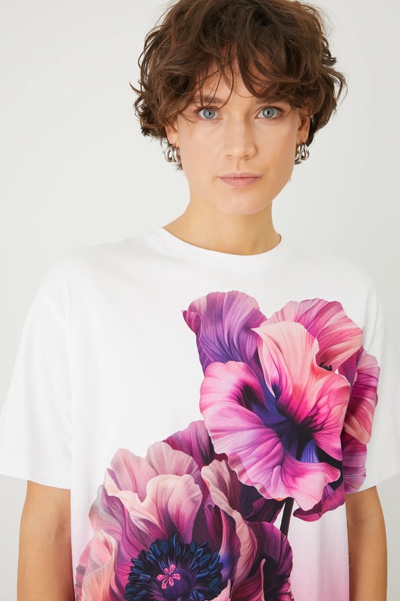 Bavlnené tričko dámske s elastanom a s kvetinovým vzorom béžová farba béžová RS25.TSD300