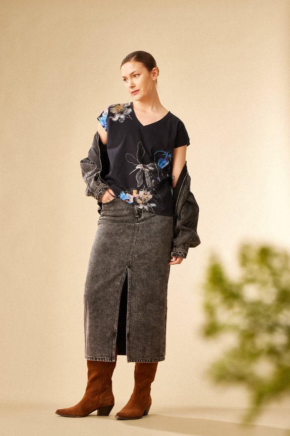 T-shirt bawełniany damski by Justyna Stoszek – Forest Forever, Sense of Values kolor czarny bawełna czarny RS25-TSD651